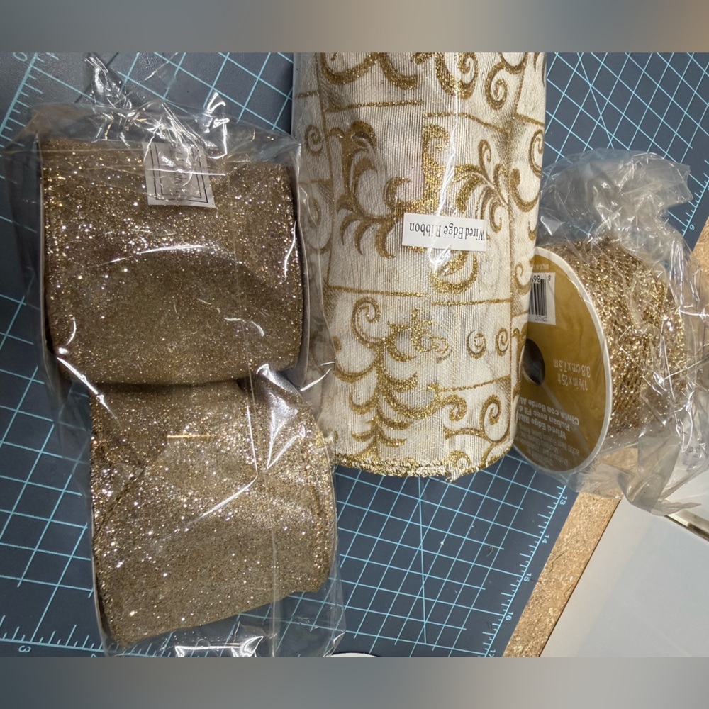 New. Bundle of 4 large Gold Glitter Ribbon rolls - Bridal ribbon/holiday